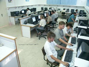 MPP-`Umayri Internet Cafe in Use (photo by Douglas Clark)