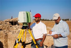 Tawfiq Al Hunaiti and Jamal Safi operate the DoA's laser-scanning equipment